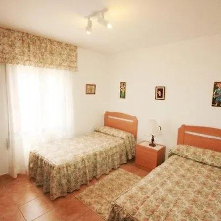 12 Con Piscina Privada Y Segura, 1.8 Km De La Playa - Hisp-217-224 Villa